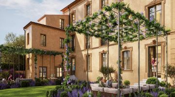 La maison des comtes de Provence